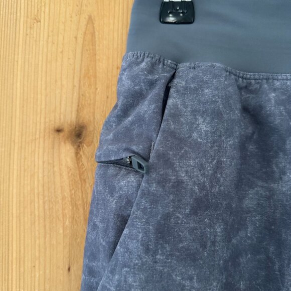 Lululemon Size Medium T.H.E. Short 9" *Linerless Gravel Dust Iron Blue Multi - Picture 4 of 9